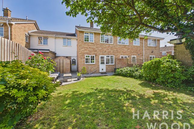 35 Juniper Crescent, Witham, Essex photo 4