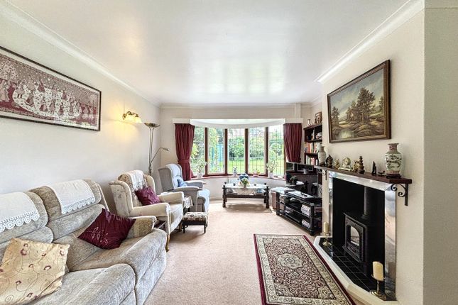 Little Manor, Cooden Close, Bexhill-on-Sea photo 4