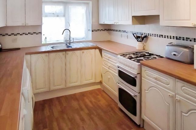 3, Eldertree Gardens, EXETER photo 2