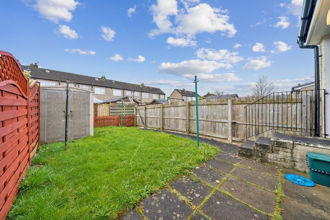 22, Lawrence Avenue, Helensburgh, G84 photo 4