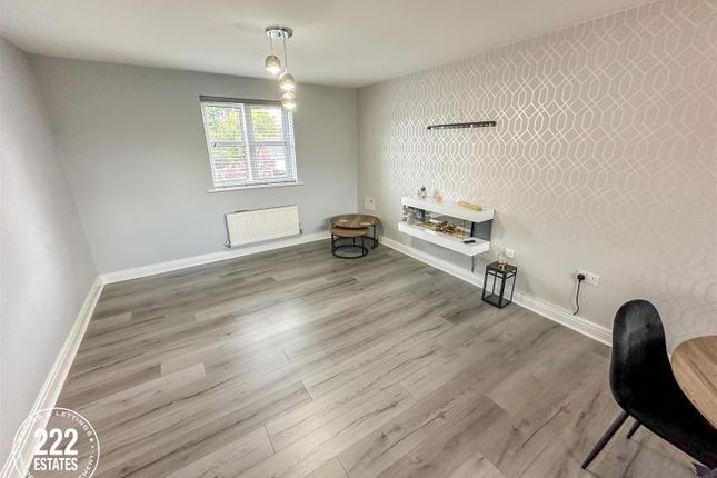 15, Chapelside Close, Great Sankey photo 3