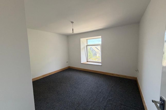 Flat 3, 2, Glantawe Street, Swansea photo 4