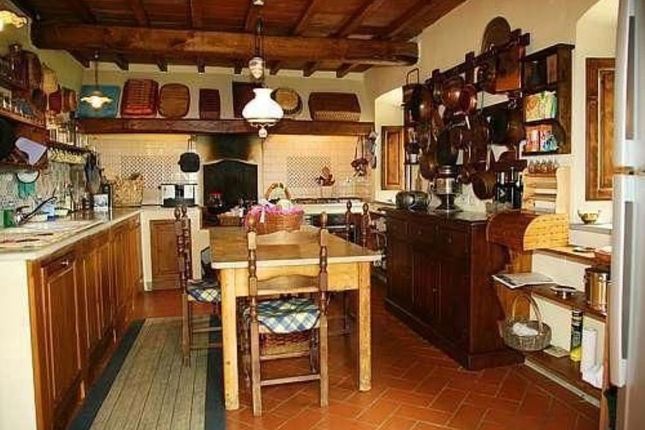 Villa for sale in Toscana, Firenze, Reggello