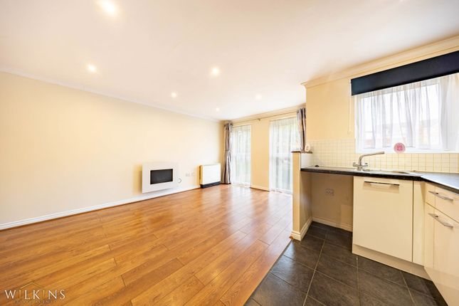 Flat 5, 11, Marigold Walk, Warwickshire photo 4