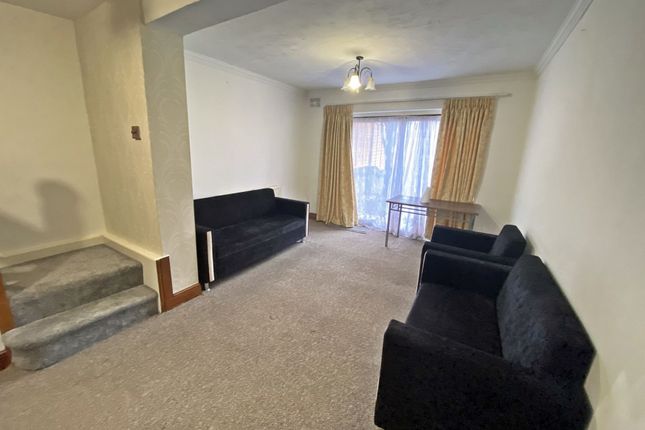 49, Norfolk Road, Ilford photo 2