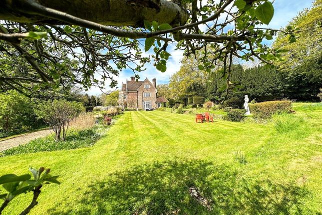 Country house for sale in Farley Lane, Farley Common, Westerham, Kent