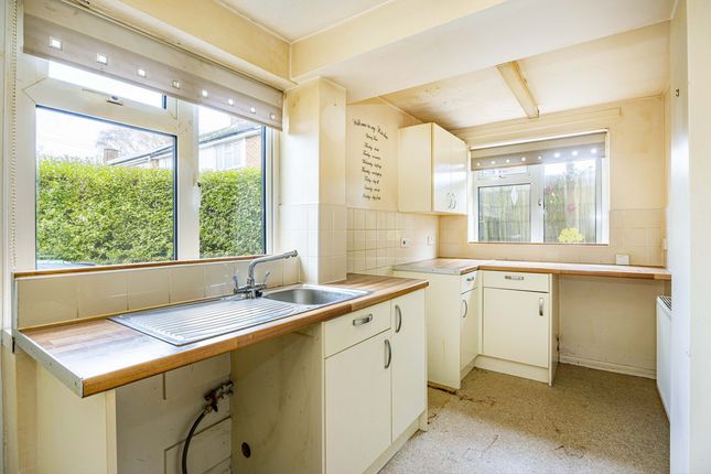 13, Alpine Close, Oakham photo 2