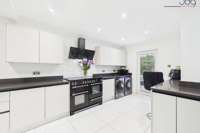 17 Sandown Road, Lancaster photo 3