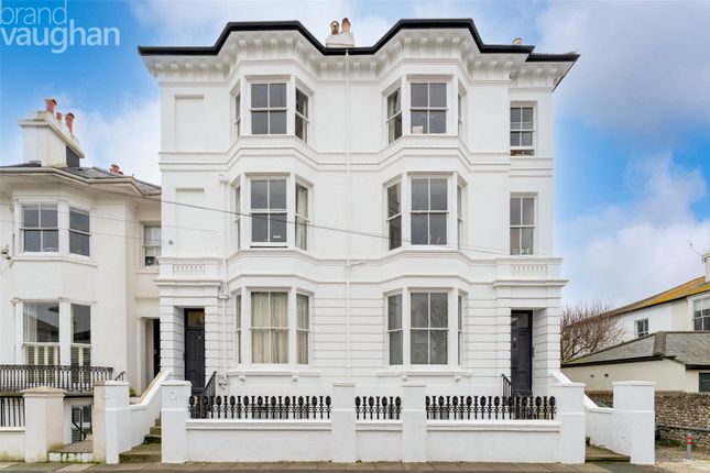 Thumbnail Flat to rent in Powis Grove, Brighton