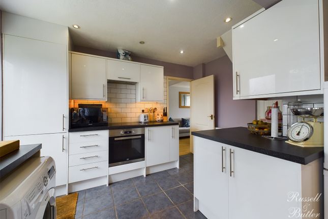 8, Coots Close, Buckingham photo 2