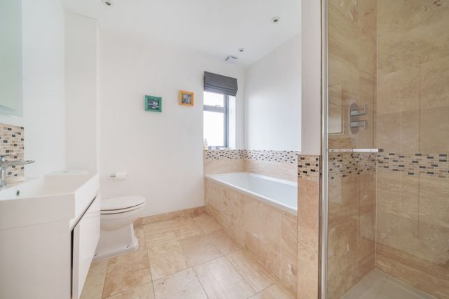 Bathroom1