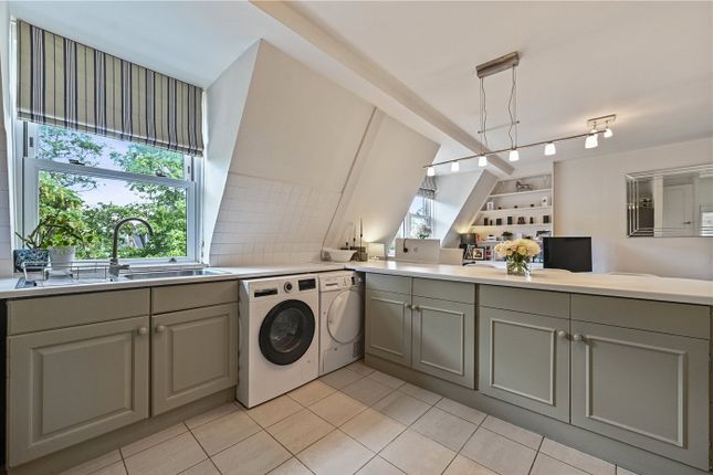 Flat E, 76, Elsham Road, London photo 4