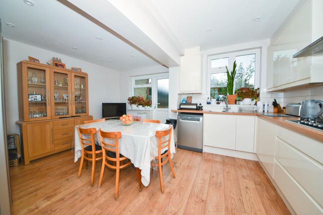 22, Constance Road, Twickenham photo 3