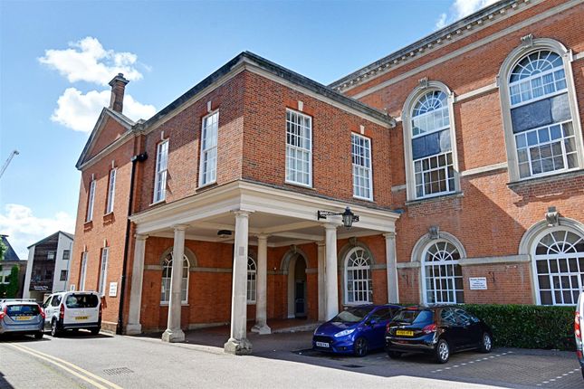 Property for sale in Chauncy Court, Hertford