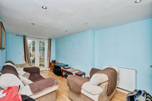 12A, Warwick Street, Isle of Wight photo 4