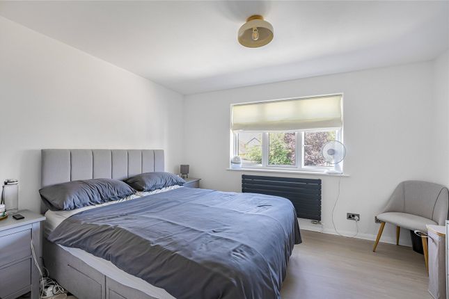 10, Midwinter Close, Kent photo 4