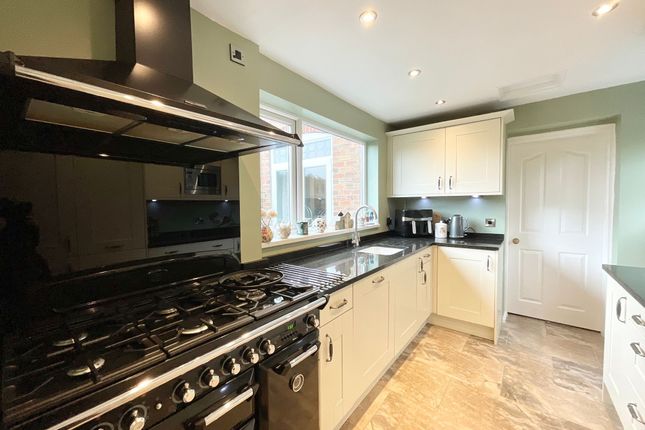 39 Park Drive, Stoke-On-Trent photo 3