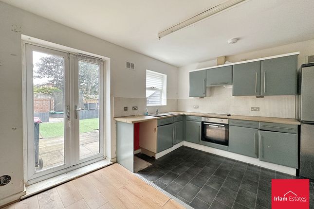 20 Apple Blossom Grove, Manchester photo 4