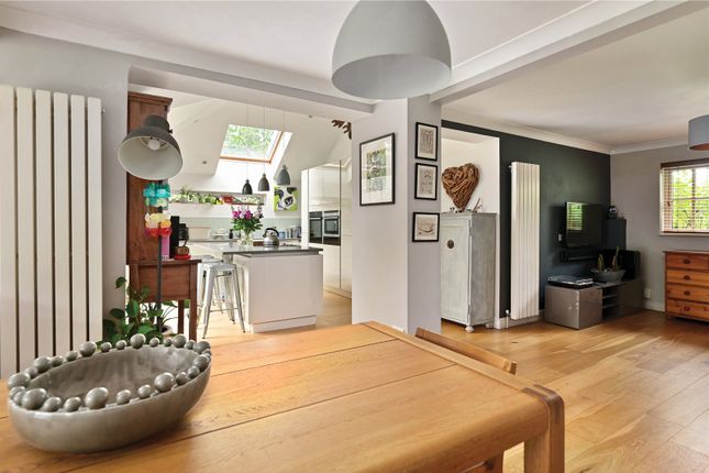 106, Beaufort Road, Fleet photo 2
