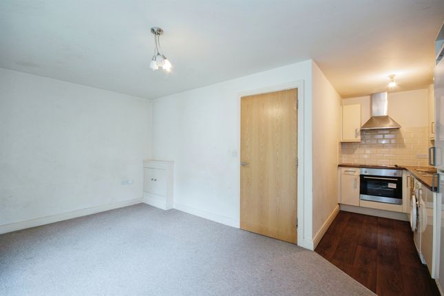 Maisonette for sale in Talbot Road, Winton, Bournemouth