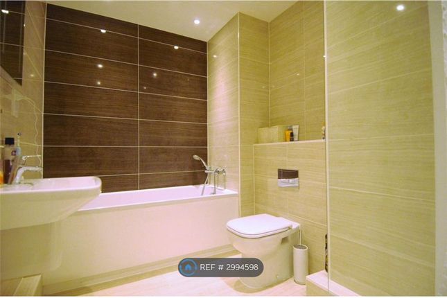 Flat, Grosvenor Mansions Sullivan Road, Camberley photo 4