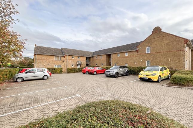 Flat for sale in Oast Court, Capel Road, Sittingbourne