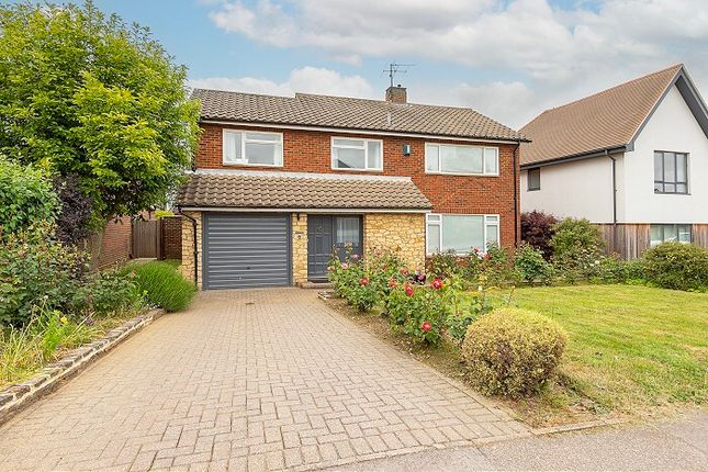 Thumbnail Detached house to rent in Tuffnells Way, Harpenden, Hertfordshire