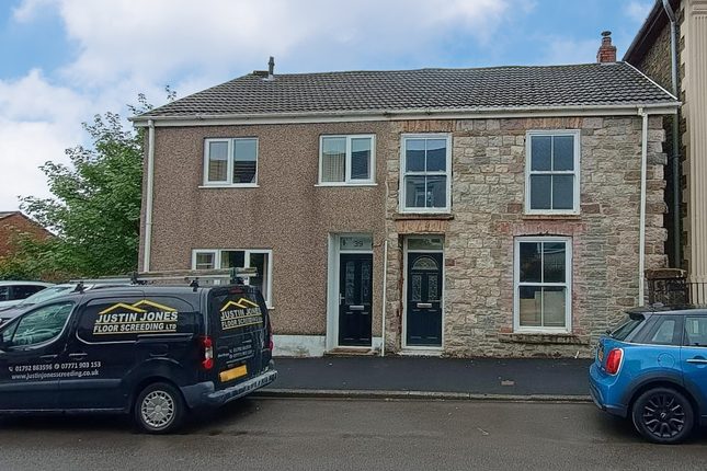 3-bed semi-detached on 41, Wern Road, Swansea, £70,000