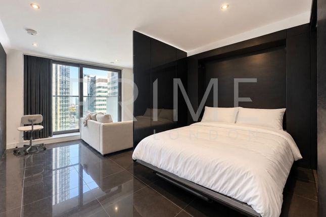 Studio flat on 1604, Pan Peninsula East, Canary Wharf, £300,000