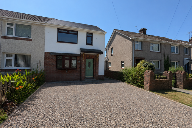 67 Glantwrch, Swansea photo 2