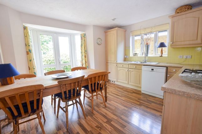 14 Stoutsfield Close, Kidlington photo 3
