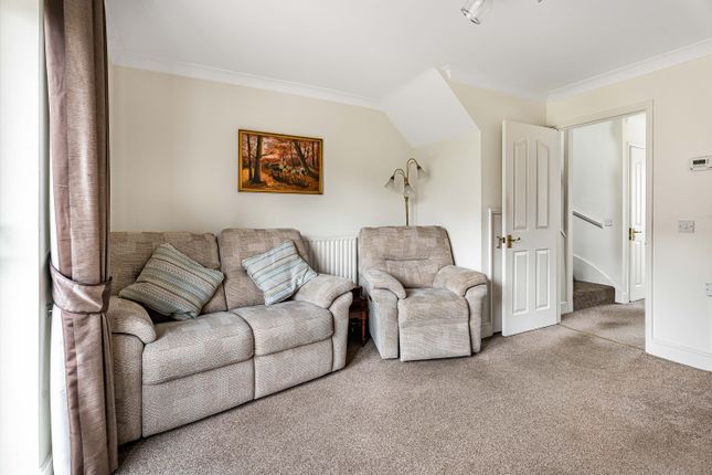 12, St. Marys Court, Hertfordshire photo 3