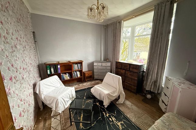 28, Bryndulais Avenue, Neath photo 2