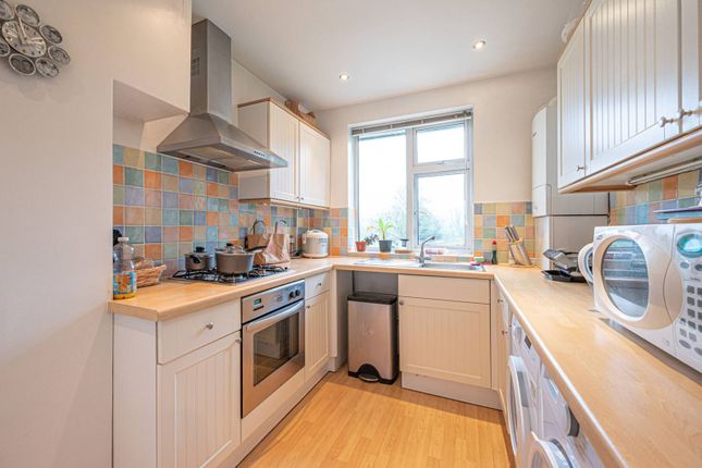 Maisonette for sale in Page Street, Mill Hill, London