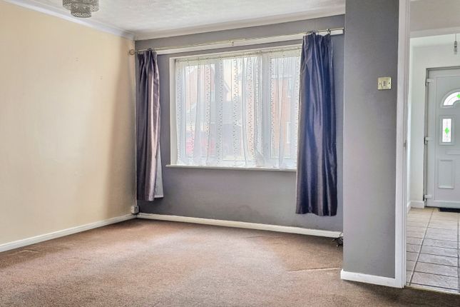 8, Lexington Close, Great Yarmouth photo 3