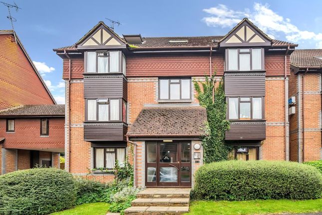 Studio for sale in 35 Rowe Court, Grovelands Road, Reading