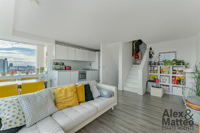 Flat 1802, Aragon Tower, George Beard Road, Deptford photo 4