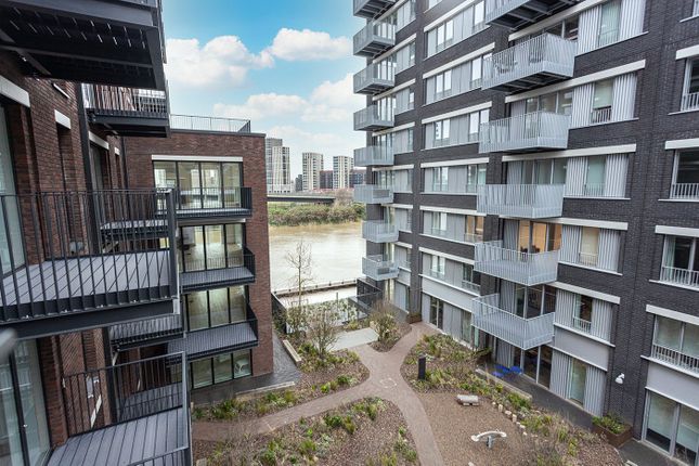 1-bed flat on Flat 303, Dulke House, 12, Goodluck Hope Walk, Blackwall, £325,000