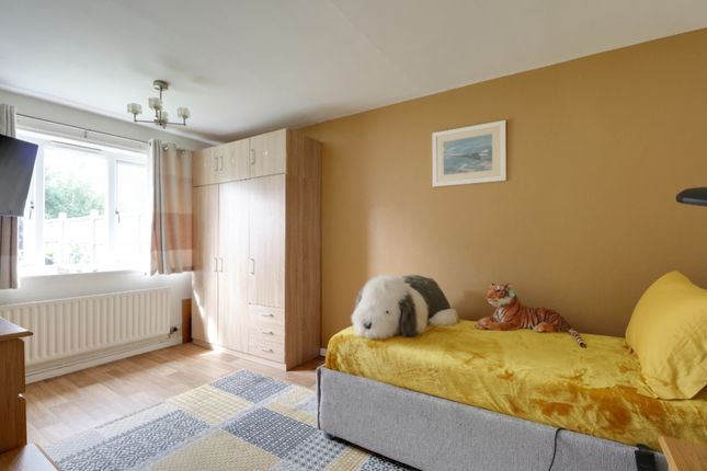 9, Sixth Avenue, Grantham photo 4
