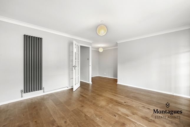 52, Wellington Road, Epping photo 4