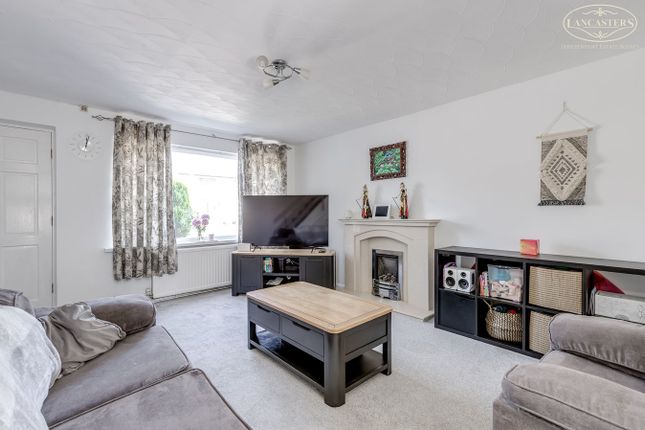 3, Vauze Avenue, Bolton photo 3