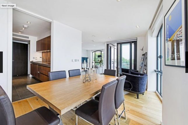 Chelsea Wharf, 15, Lots Road, London photo 2