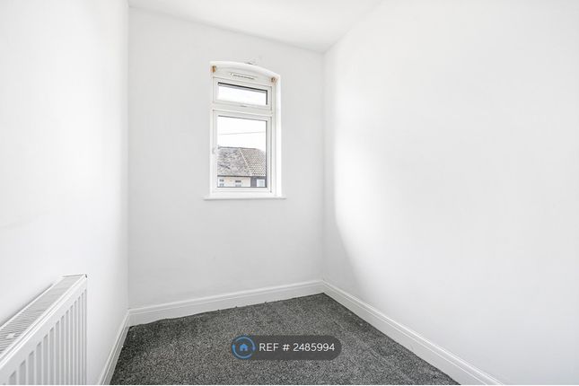 Single Bedroom