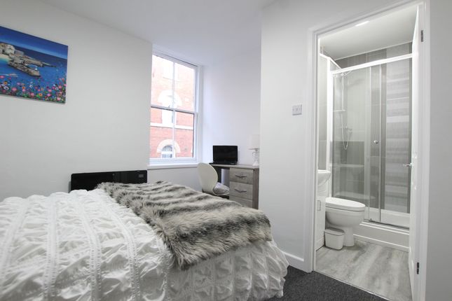 Room 5, 4A, St. Aldate Street, Gloucester photo 2