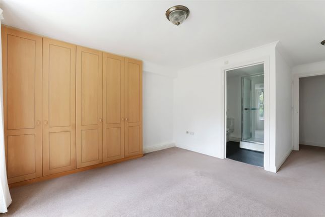 Claremont, 10, Rose Hill, Surrey photo 4