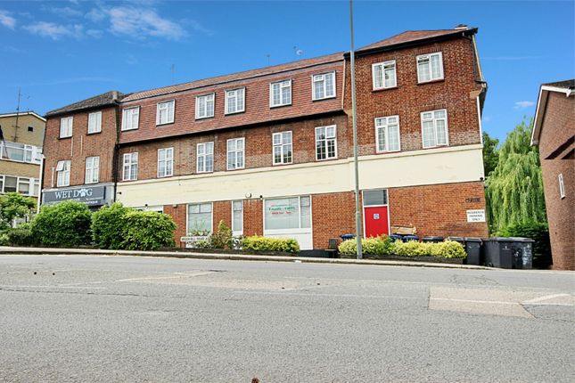 Thumbnail Terraced house to rent in Brookhill Road, Barnet, Hertfordshire