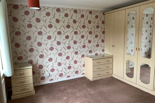 Town house to rent in Vale Gardens, Stafford