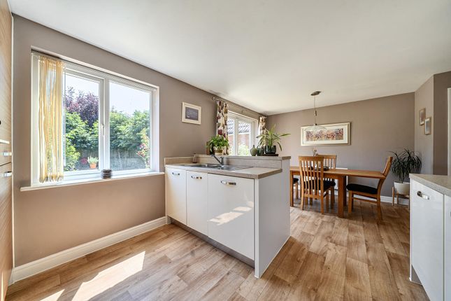 2, Leigh Woods Lane, Devizes photo 4