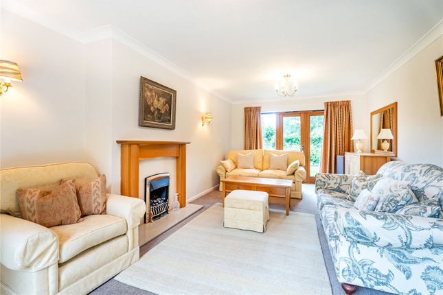 11, Woodland View, Nottinghamshire photo 4