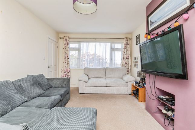 16, Montgomery Road, Hastings photo 4